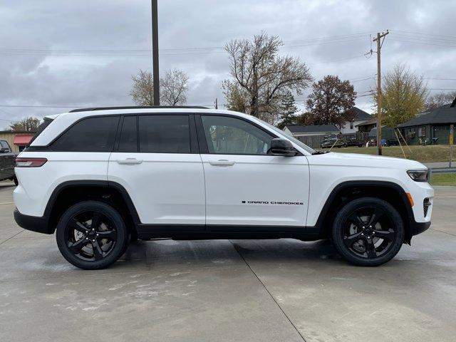 new 2025 Jeep Grand Cherokee car, priced at $40,953