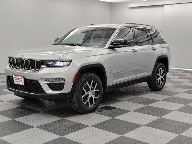 new 2025 Jeep Grand Cherokee car, priced at $41,206