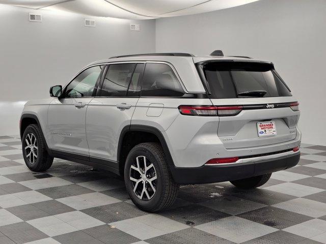 new 2025 Jeep Grand Cherokee car, priced at $41,206