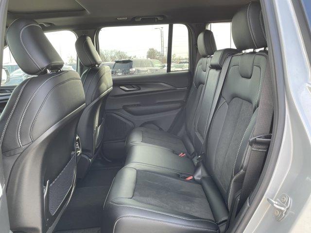 new 2025 Jeep Grand Cherokee car, priced at $42,215
