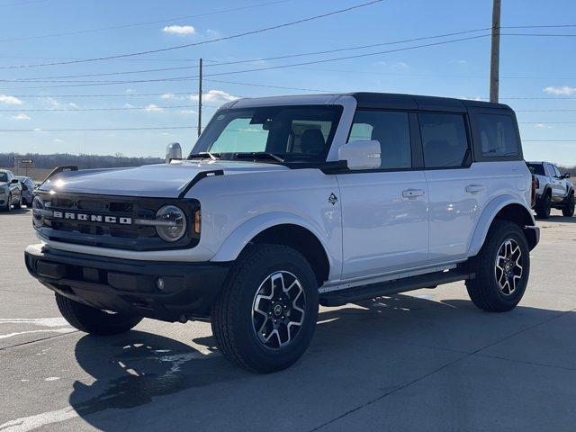 new 2024 Ford Bronco car, priced at $48,985