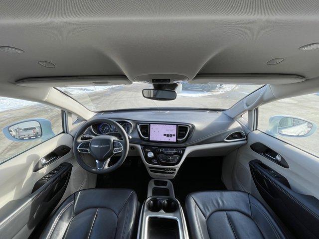 used 2022 Chrysler Pacifica car, priced at $31,288