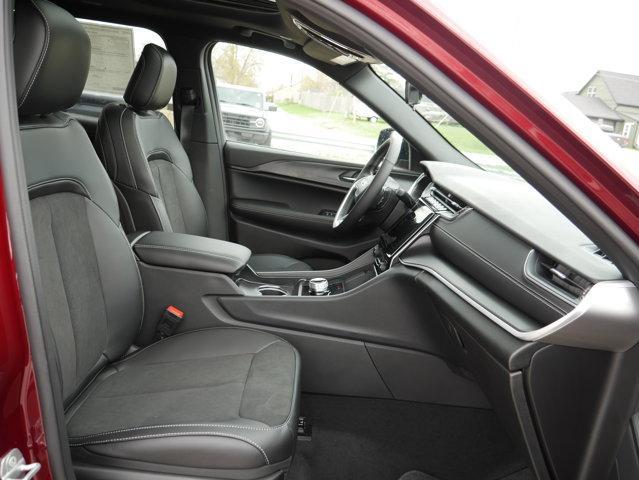 new 2025 Jeep Grand Cherokee L car, priced at $42,848
