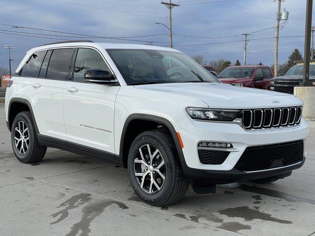 new 2025 Jeep Grand Cherokee car, priced at $41,787