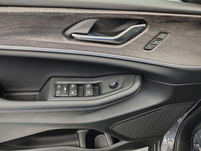 new 2025 Jeep Grand Cherokee L car, priced at $49,401