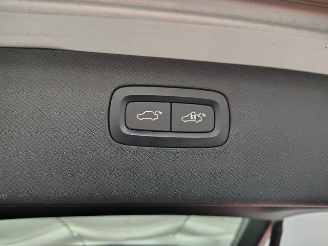 used 2018 Volvo XC90 car, priced at $16,288