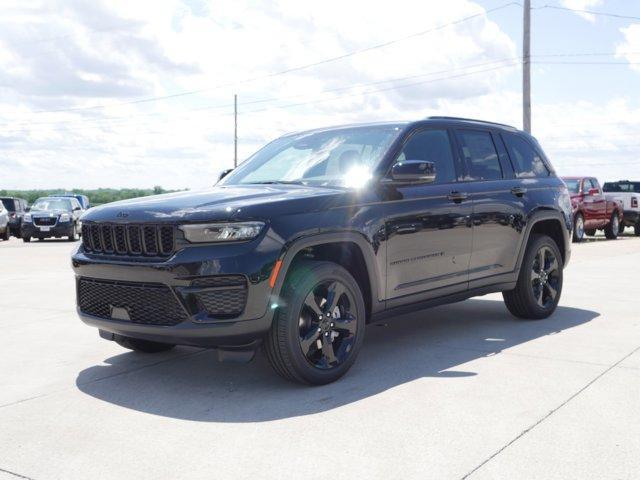 new 2024 Jeep Grand Cherokee car, priced at $42,978