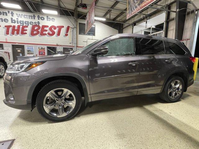 used 2019 Toyota Highlander car, priced at $28,988