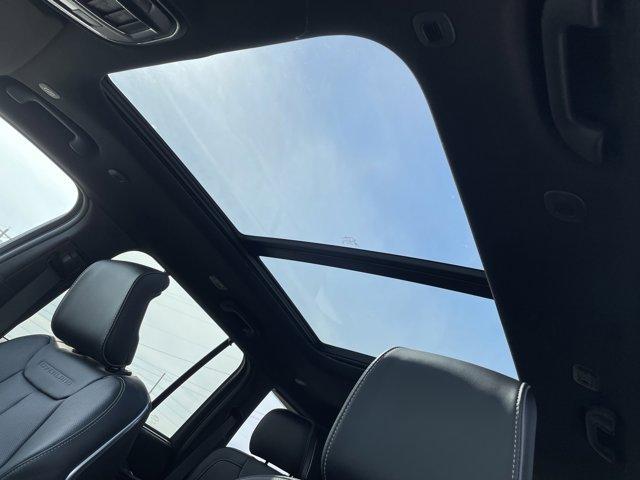 new 2025 Jeep Grand Cherokee car, priced at $55,149
