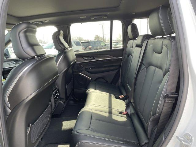 new 2025 Jeep Grand Cherokee car, priced at $55,149