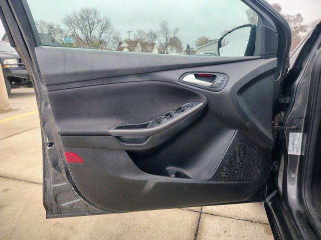 used 2015 Ford Focus car, priced at $3,500