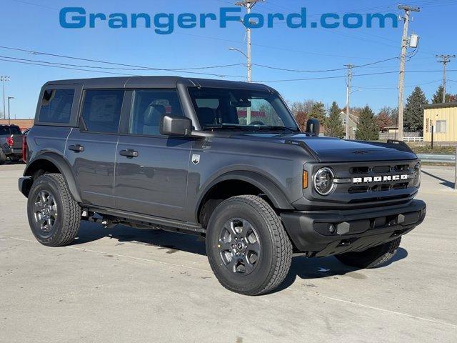 new 2024 Ford Bronco car, priced at $41,677