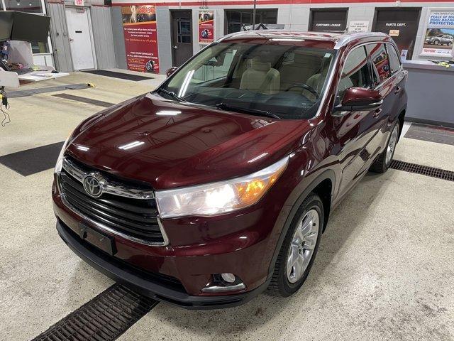 used 2016 Toyota Highlander car, priced at $18,888