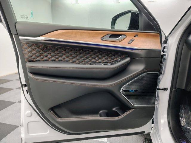 new 2025 Jeep Grand Cherokee car, priced at $62,807