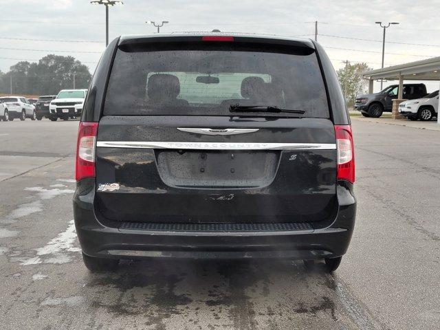 used 2014 Chrysler Town & Country car, priced at $3,000