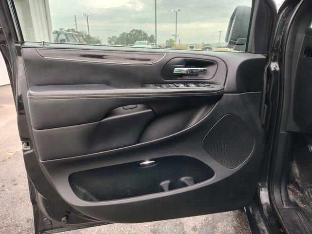 used 2014 Chrysler Town & Country car, priced at $3,000