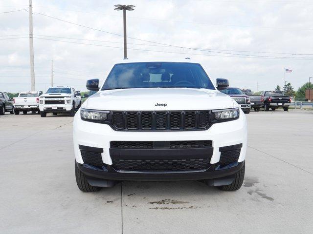 new 2024 Jeep Grand Cherokee L car, priced at $40,945