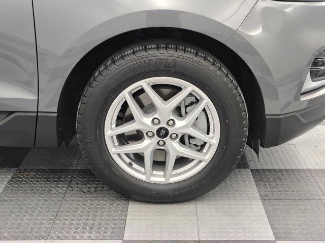 used 2024 Ford Edge car, priced at $29,888