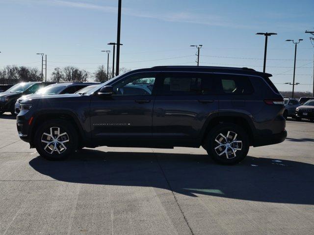 new 2024 Jeep Grand Cherokee L car, priced at $47,861