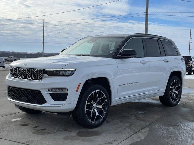 new 2025 Jeep Grand Cherokee car, priced at $59,750