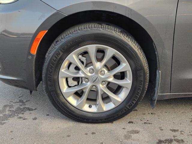 used 2021 Chrysler Pacifica car, priced at $27,988