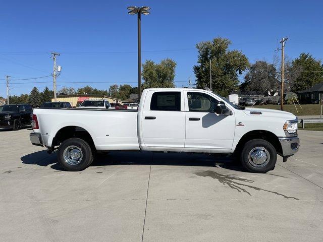 new 2024 Ram 3500 car, priced at $61,009