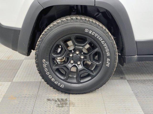 used 2022 Jeep Cherokee car, priced at $22,188