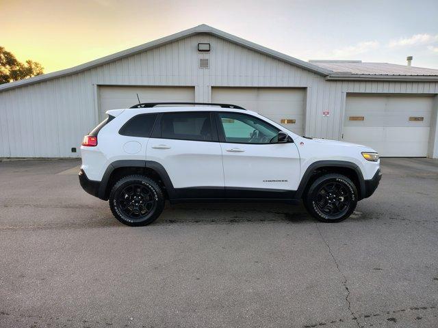 used 2022 Jeep Cherokee car, priced at $23,588