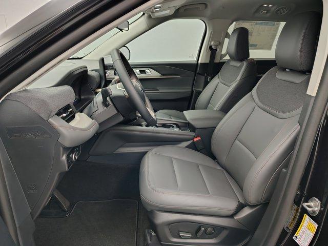 new 2025 Ford Explorer car, priced at $43,965