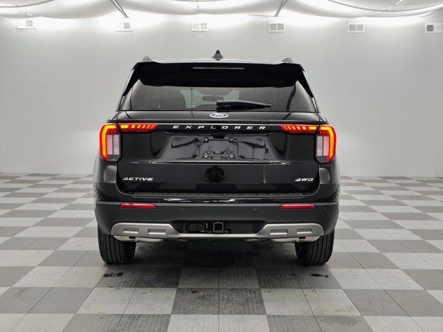 new 2025 Ford Explorer car, priced at $43,965