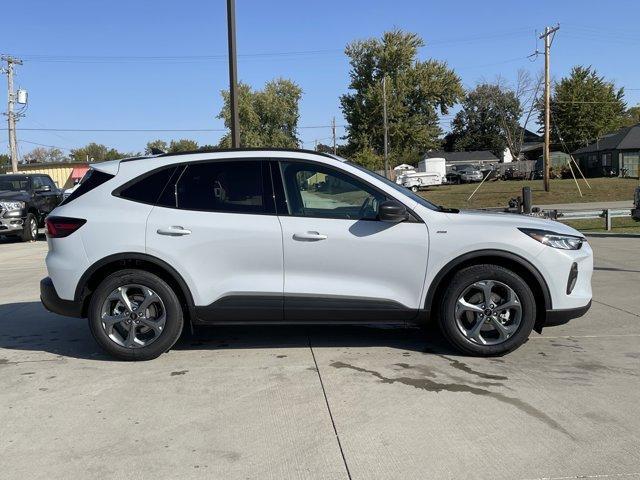 new 2025 Ford Escape car, priced at $30,400