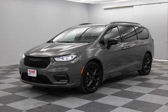 used 2023 Chrysler Pacifica car, priced at $39,888