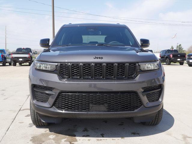 new 2025 Jeep Grand Cherokee car, priced at $41,051