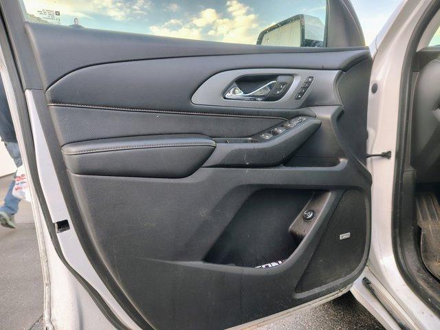 used 2018 Chevrolet Traverse car, priced at $19,588