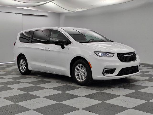 new 2025 Chrysler Pacifica car, priced at $38,829
