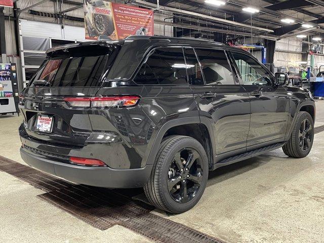 used 2023 Jeep Grand Cherokee car, priced at $34,998