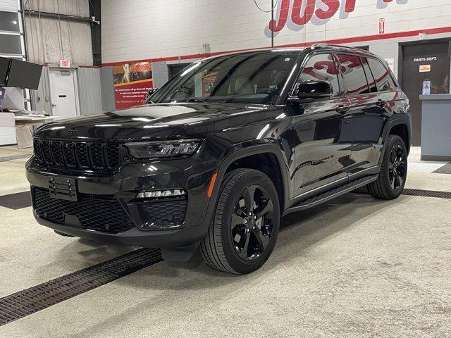 used 2023 Jeep Grand Cherokee car, priced at $34,998