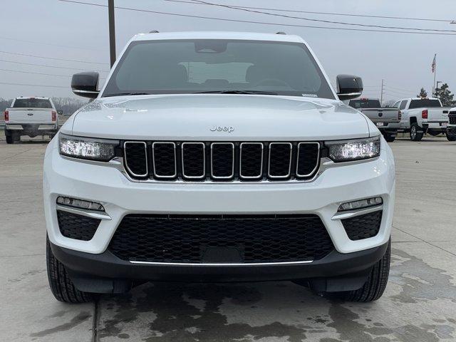 new 2025 Jeep Grand Cherokee car, priced at $39,599