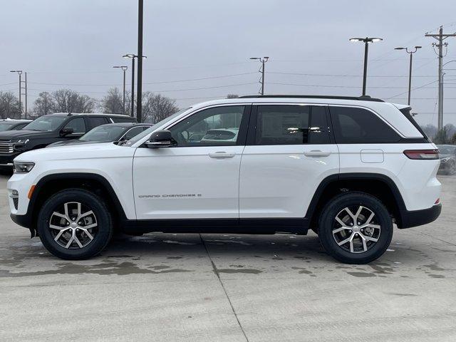 new 2025 Jeep Grand Cherokee car, priced at $39,599