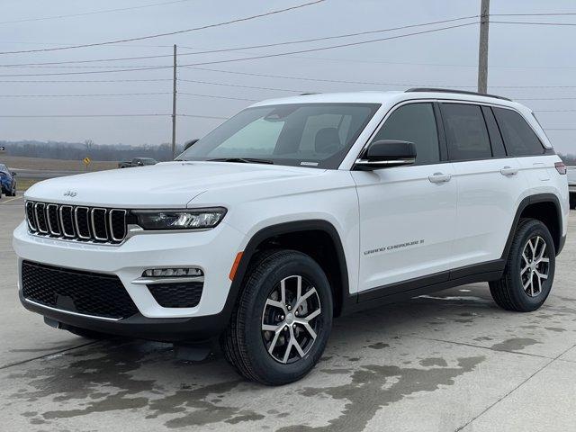 new 2025 Jeep Grand Cherokee car, priced at $39,599