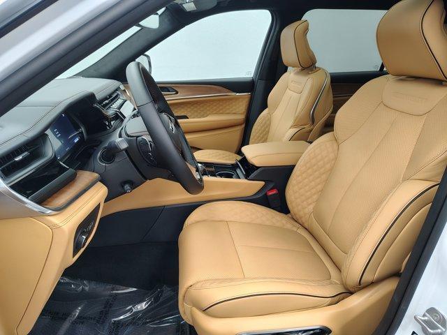 new 2025 Jeep Grand Cherokee L car, priced at $59,088