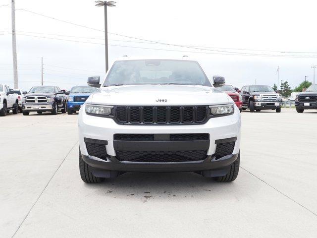 new 2024 Jeep Grand Cherokee L car, priced at $43,274