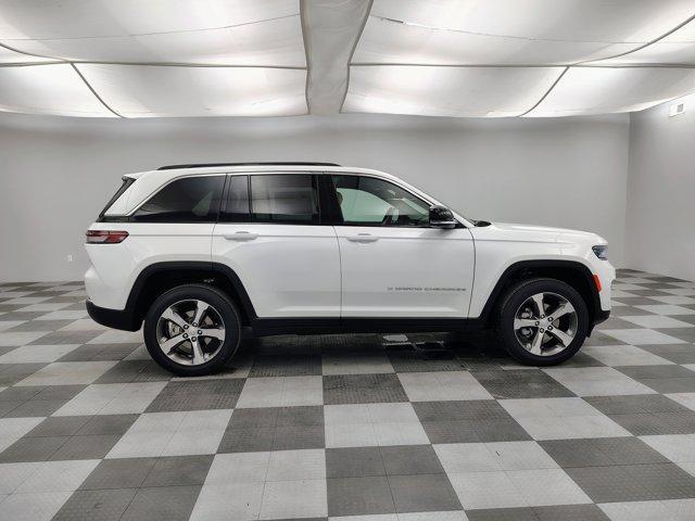 new 2025 Jeep Grand Cherokee car, priced at $48,229