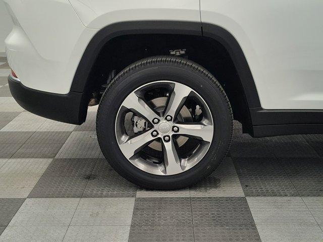new 2025 Jeep Grand Cherokee car, priced at $48,229