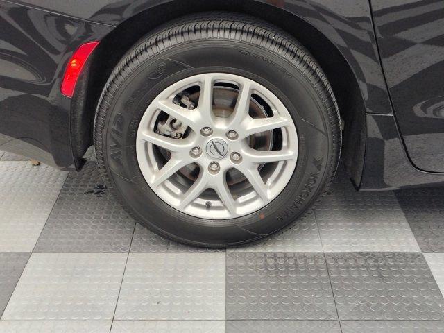 used 2024 Chrysler Pacifica car, priced at $33,988