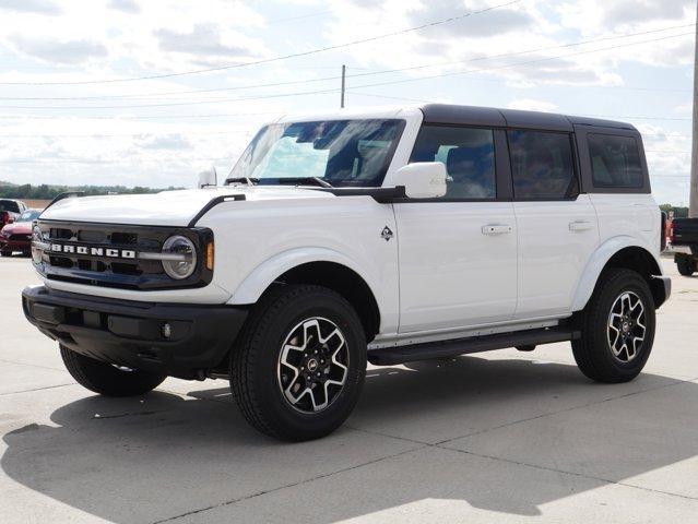 new 2024 Ford Bronco car, priced at $48,593