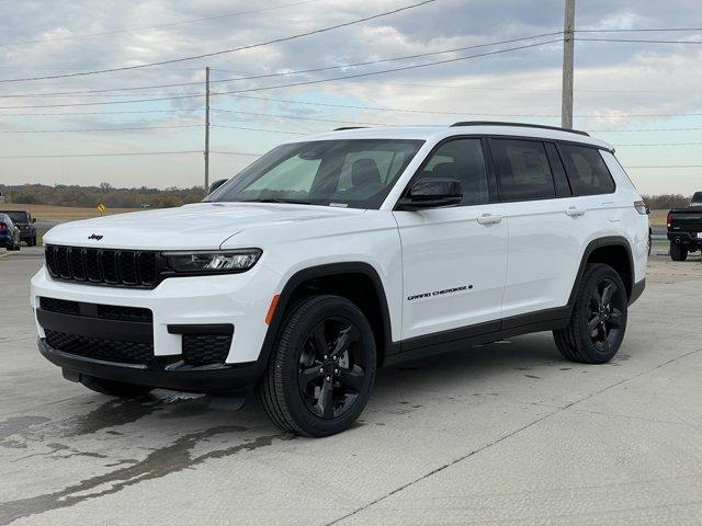 new 2025 Jeep Grand Cherokee L car, priced at $42,672