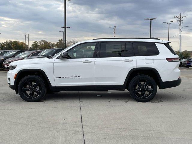 new 2025 Jeep Grand Cherokee L car, priced at $42,672