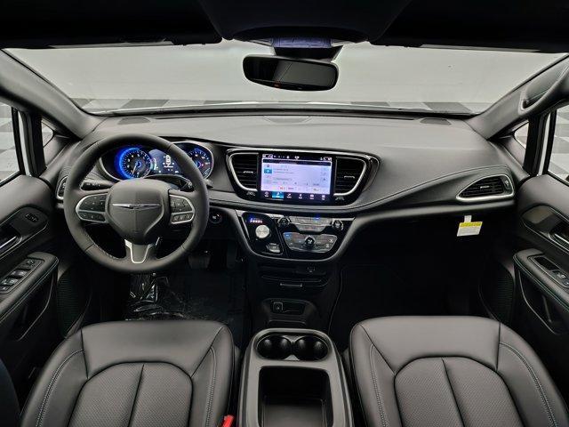 new 2026 Chrysler Pacifica car, priced at $40,093