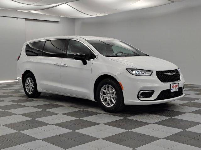 new 2026 Chrysler Pacifica car, priced at $40,093